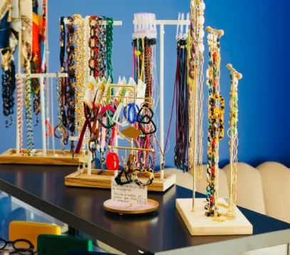 Accessoires optiques : étuis, cordon pour lunettes à Garidech en Haute-Garonne 31